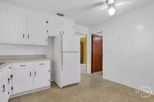 122 Bowman Ave, Savannah, GA 31408 - Photo 16