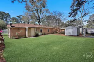 122 Bowman Ave, Savannah, GA 31408 - Photo 6