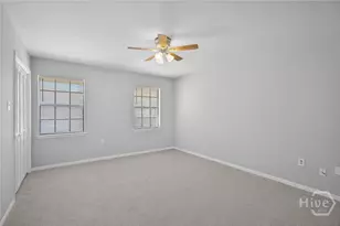 2220 E Victory Dr, Savannah, GA - Photo 8