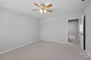 2220 E Victory Dr, Savannah, GA - Photo 10