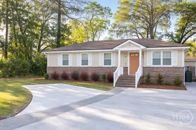 2344 & 2344 1/2 Camelia Court, Savannah, GA 31404 - Photo 1