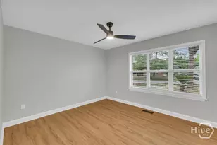 131 Pointe S Dr, Hinesville, GA 31313 - Photo 16