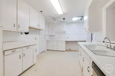 48 E 61st Street, Savannah, GA 31405 - Photo 10