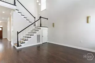 310 E Park Ave, Savannah, GA 31401 - Photo 14