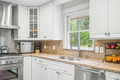 113 Mercer Road, Savannah, GA 31411 - Photo 12