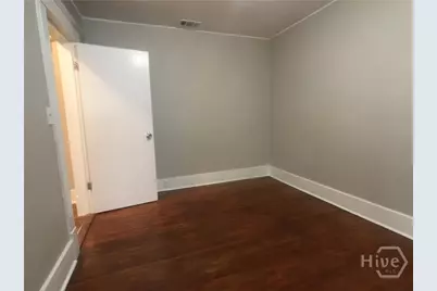 1122 E 37th Street, Savannah, GA 31404 - Photo 2