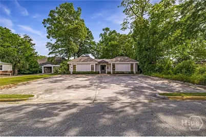 911 & 919 E 70th Street, Savannah, GA 31405 - Photo 2