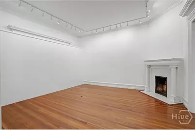 122 E 36th Street, Savannah, GA 31401 - Photo 8