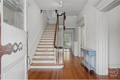 122 E 36th Street, Savannah, GA 31401 - Photo 4