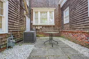 122 E 36th St, Savannah, GA 31401 - Photo 30