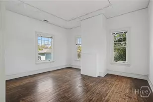 122 E 36th St, Savannah, GA 31401 - Photo 18