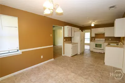 2352 Rowe Street, Hinesville, GA 31313 - Photo 12