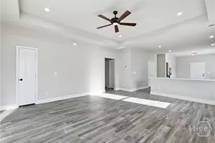 150 Darling St, Savannah, GA 31408 - Photo 6
