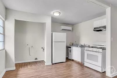 1013 Carroll Street, Savannah, GA 31415 - Photo 4