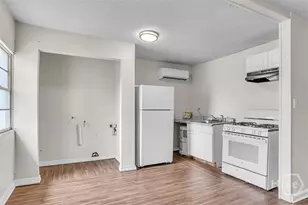 1013 Carroll St, Savannah, GA 31415 - Photo 4