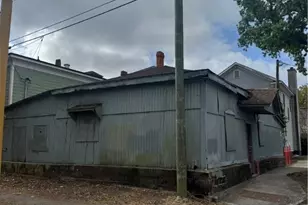 1818 Jefferson St, Savannah, GA 31401 - Photo 2