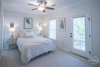218 E 33rd Street, Savannah, GA 31401 - Photo 24