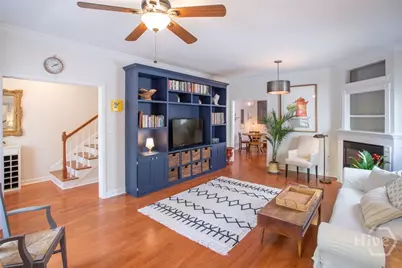 218 E 33rd Street, Savannah, GA 31401 - Photo 8