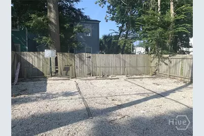 218 W Anderson Street #Upper Unit, Savannah, GA 31401 - Photo 18