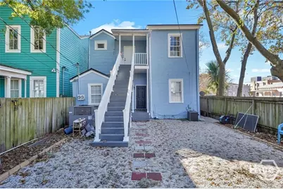 218 W Anderson Street #Upper Unit, Savannah, GA 31401 - Photo 2