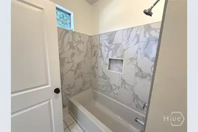 218 W Anderson Street #Upper Unit, Savannah, GA 31401 - Photo 46
