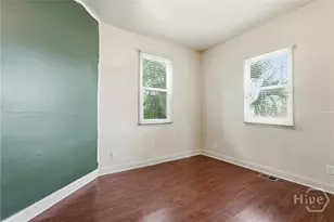 309 W 41st St, Savannah, GA 31401 - Photo 22