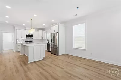 1209 E 34th Street, Savannah, GA 31404 - Photo 12