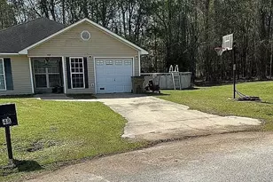 48 W Beaver Ln, Midway, GA 31320 - Photo 2