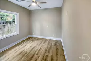 316 W 40th St, Savannah, GA 31401 - Photo 12