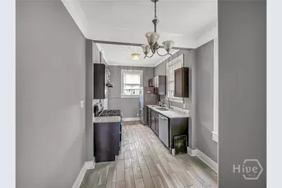 607 E 37th Street, Savannah, GA 31401 - Photo 6