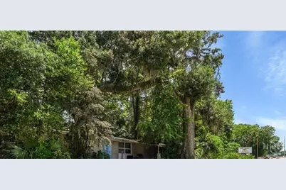 410 E Montgomery Cross Roads, Savannah, GA 31406 - Photo 12