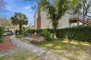 109 E Park Ave, Savannah, GA 31401 - Photo 18