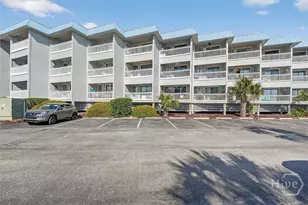1217 Bay St, Tybee Island, GA 31328 - Photo 16