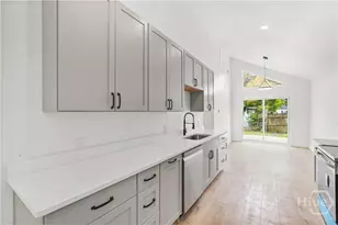 2403 Mississippi Ave, Savannah, GA 31404 - Photo 10