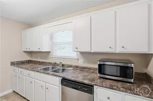 1033 Barley Dr, Hinesville, GA 31313 - Photo 14