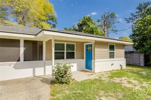 308 E 4th St, Springfield, GA 31329 - Photo 4