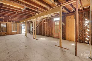 423 W 42nd St, Savannah, GA 31401 - Photo 16