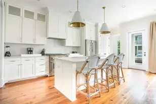 320 E Hall St, Savannah, GA 31401 - Photo 12