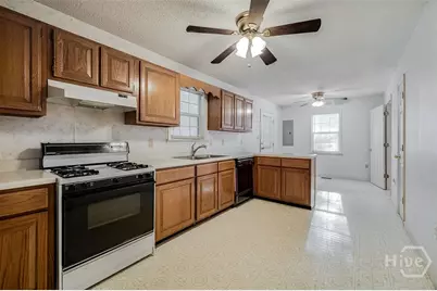 205 W 9th Street, Rincon, GA 31326 - Photo 10