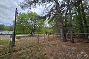 240 Lucious St, Pembroke, GA 31321 - Photo 16