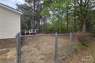 240 Lucious St, Pembroke, GA 31321 - Photo 20