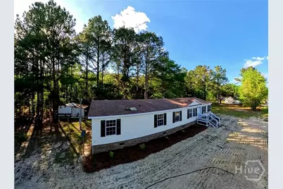 240 Lucious Street, Pembroke, GA 31321 - Photo 2