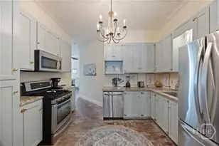 506 E Broughton St, Savannah, GA 31401 - Photo 10