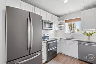 85 Van Horne Ave, Tybee Island, GA 31328 - Photo 10