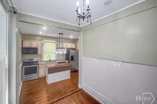 206 W 39th St, Savannah, GA 31401 - Photo 24
