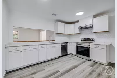 8508 Clarke Avenue, Savannah, GA 31406 - Photo 10