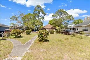 215 W 59th St, Savannah, GA 31405 - Photo 4