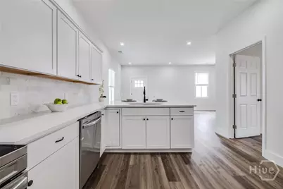 2121 Harden Street, Savannah, GA 31415 - Photo 12
