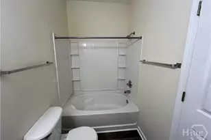 3204 Walden Park Dr, Savannah, GA 31410 - Photo 8