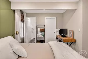 206 E 65th St, Savannah, GA 31405 - Photo 18